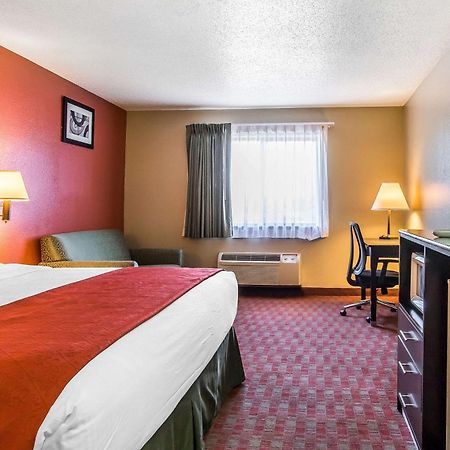 Quality Inn & Suites La Vergne Eksteriør bilde