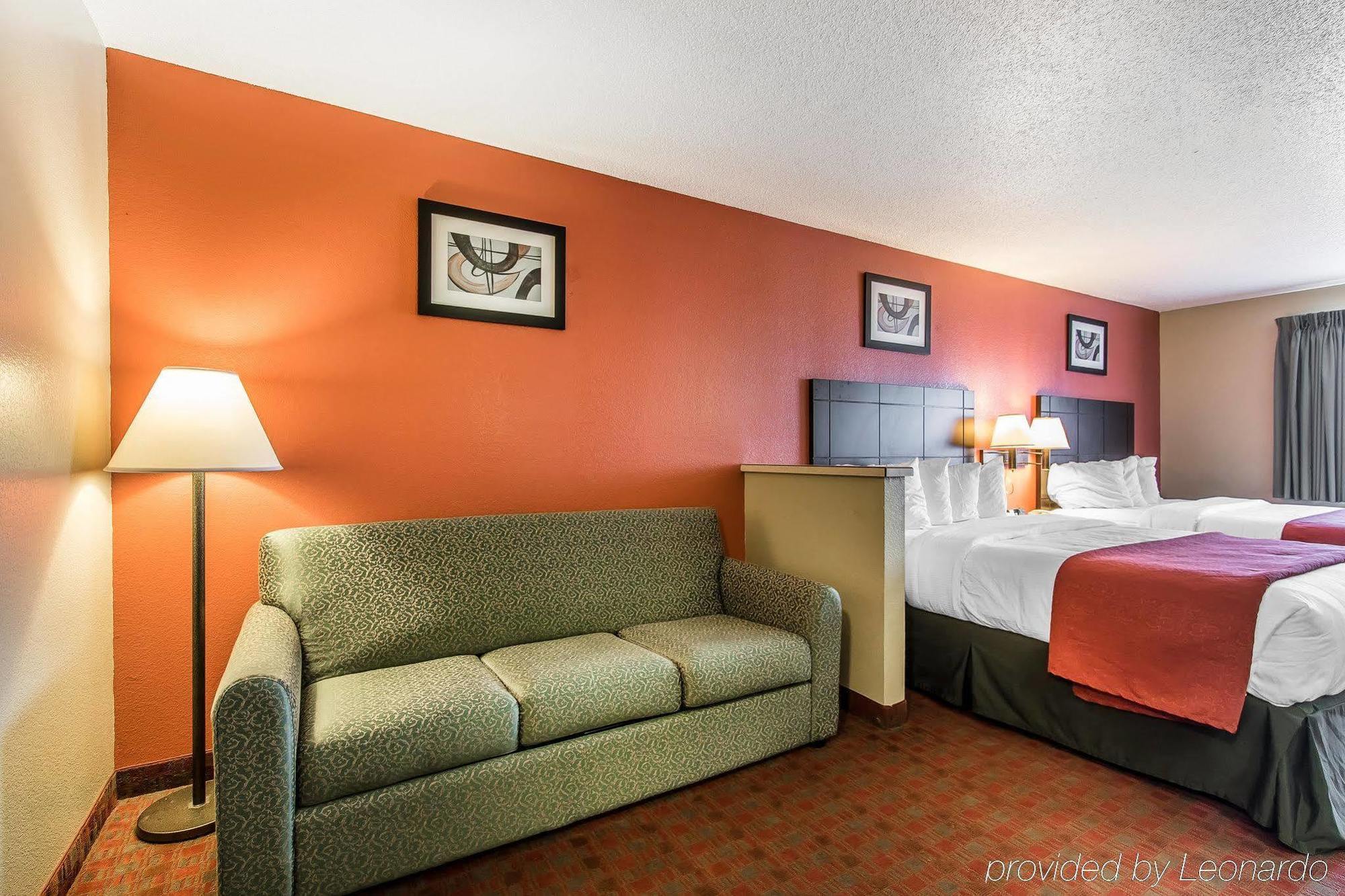 Quality Inn & Suites La Vergne Eksteriør bilde