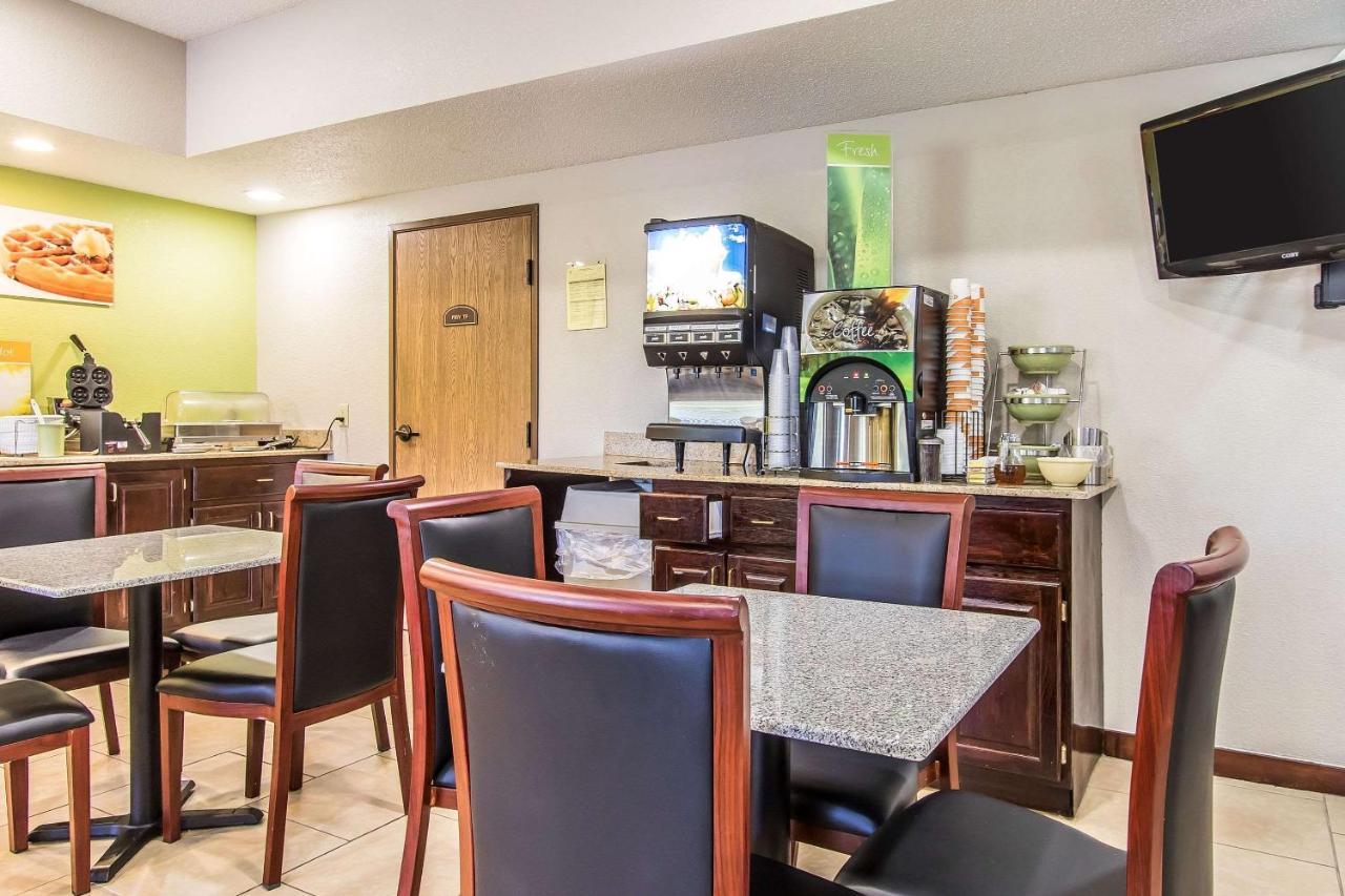 Quality Inn & Suites La Vergne Eksteriør bilde
