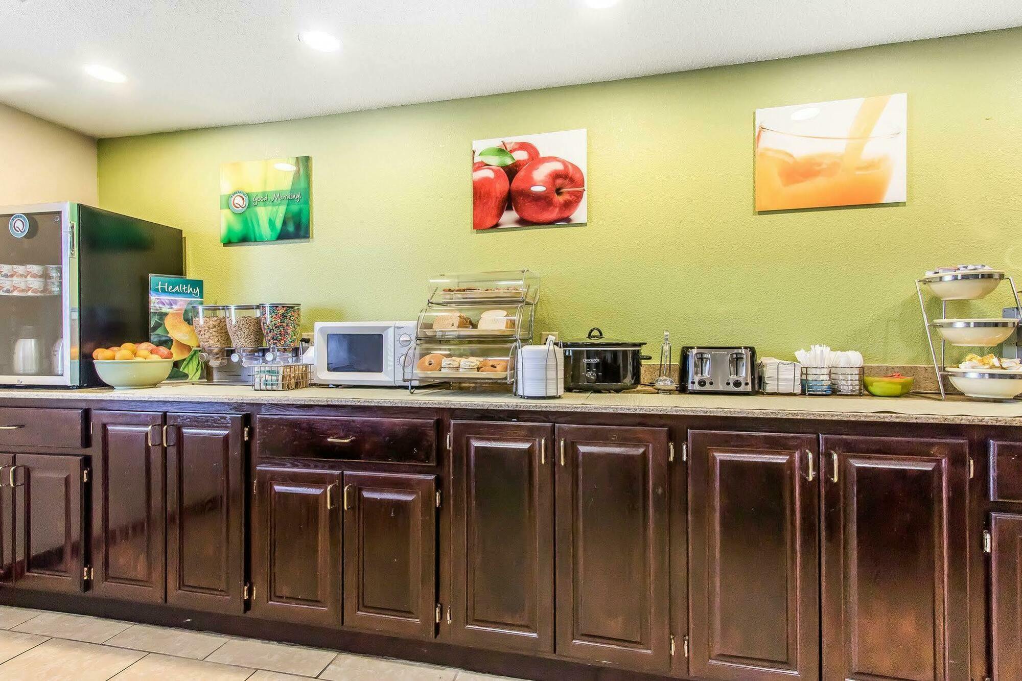 Quality Inn & Suites La Vergne Eksteriør bilde