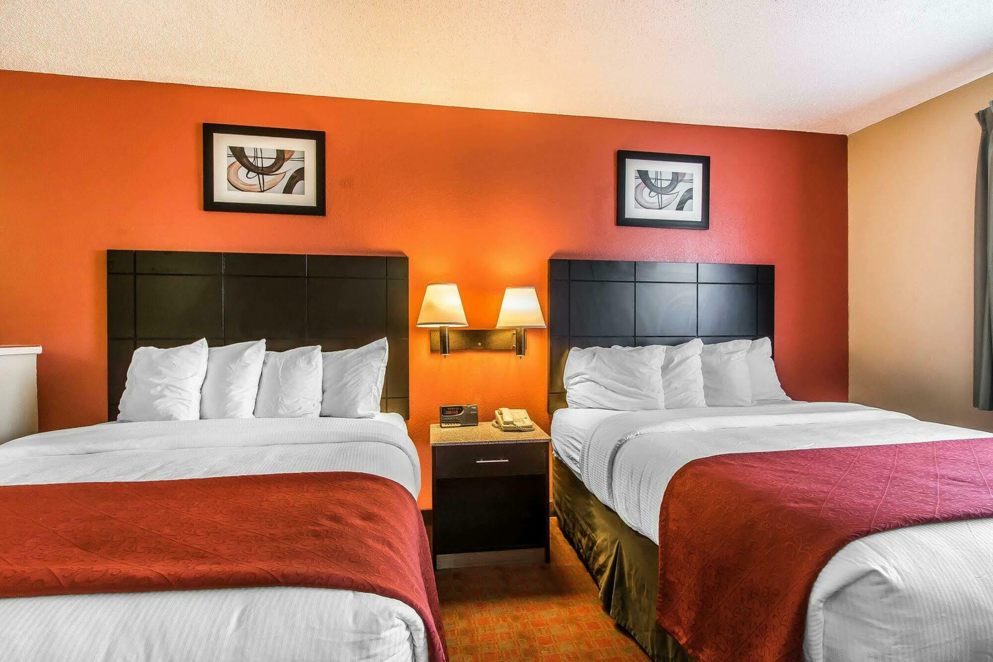 Quality Inn & Suites La Vergne Eksteriør bilde